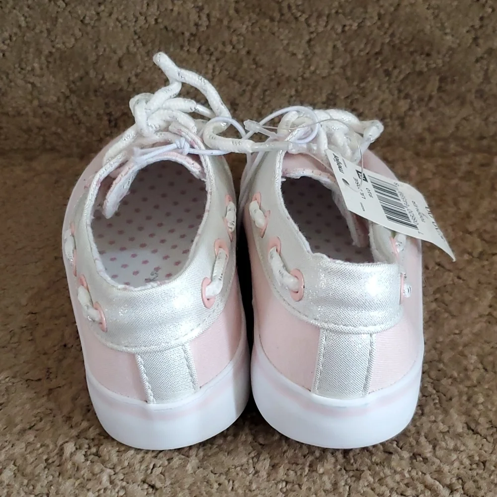 Baby Toddler Girls Falls Creek Pink Canvas Boat Shoes Loafers Size 5 7  NWT
